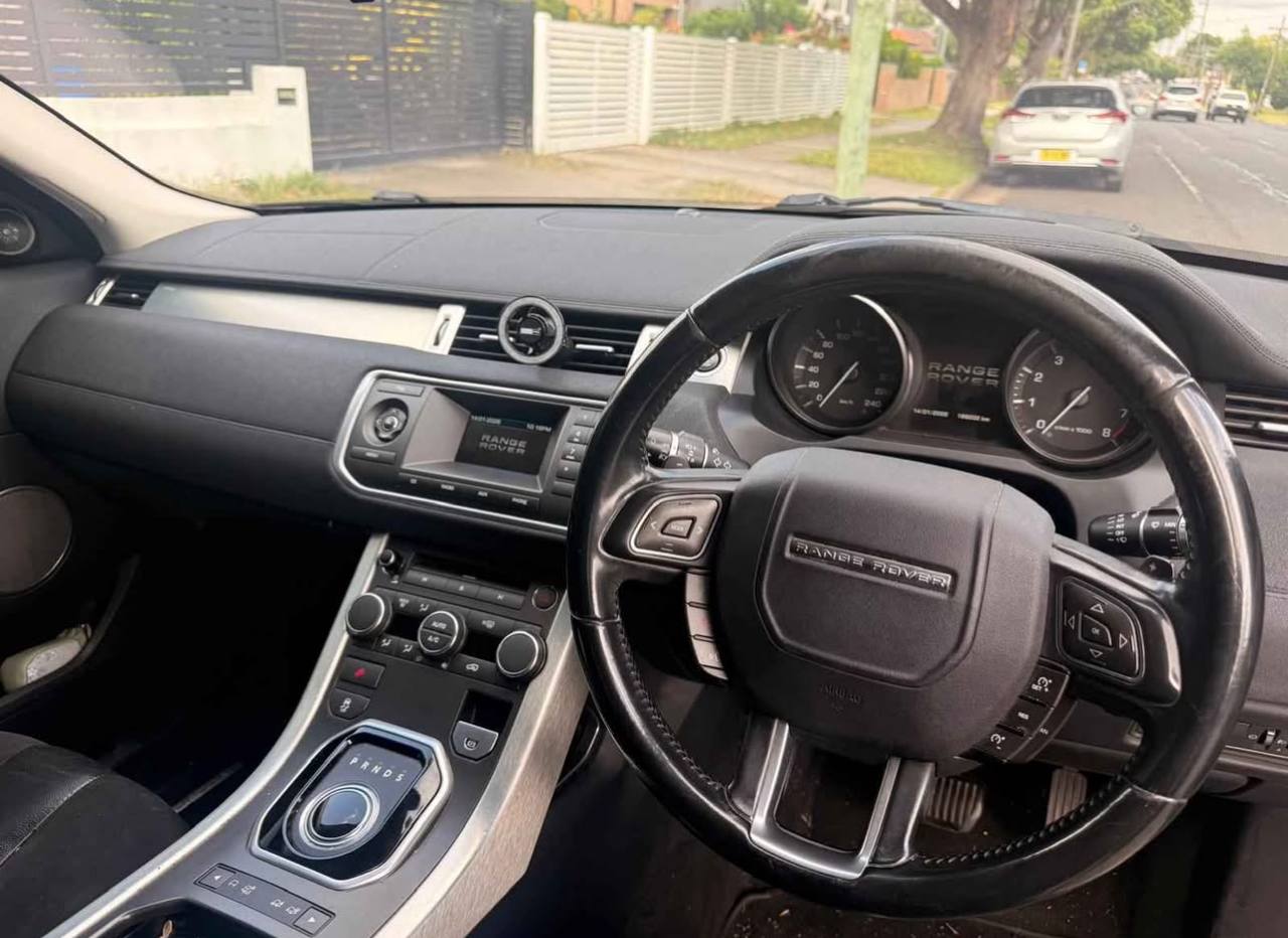 2012 Land Rover Range Rover Evoque - Image 7