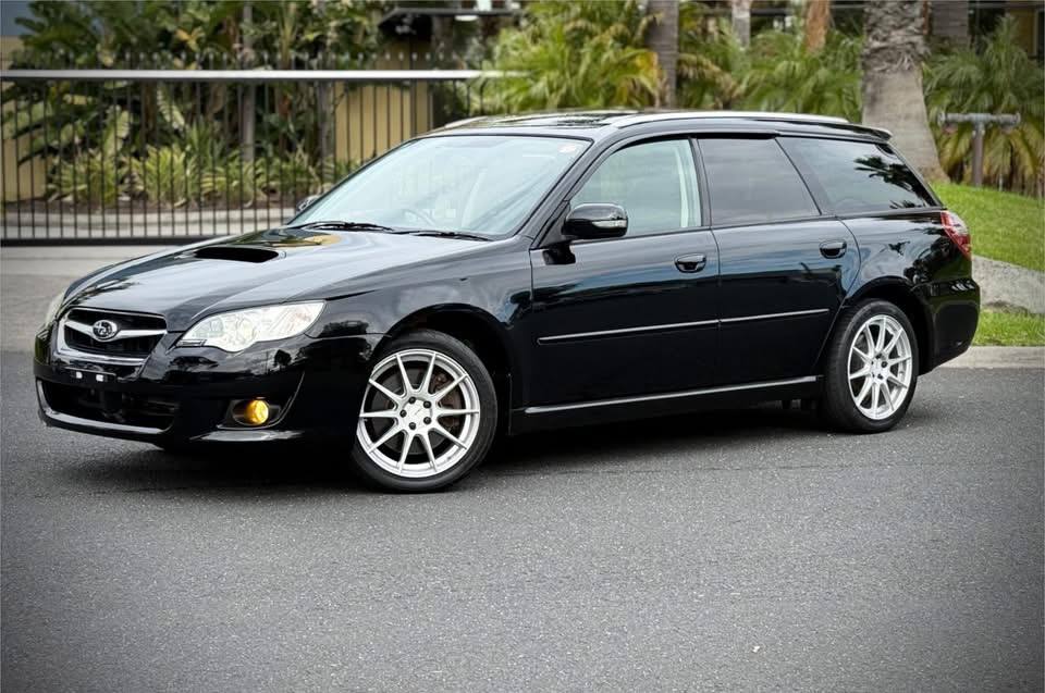 2009 Subaru Legacy Sedan - Image 9