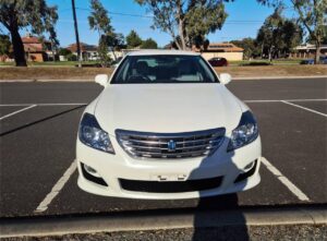 2009 Toyota Crown Hybrid