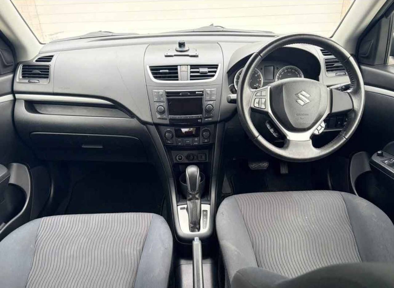 2011 Suzuki Swift GLX Auto - Image 5