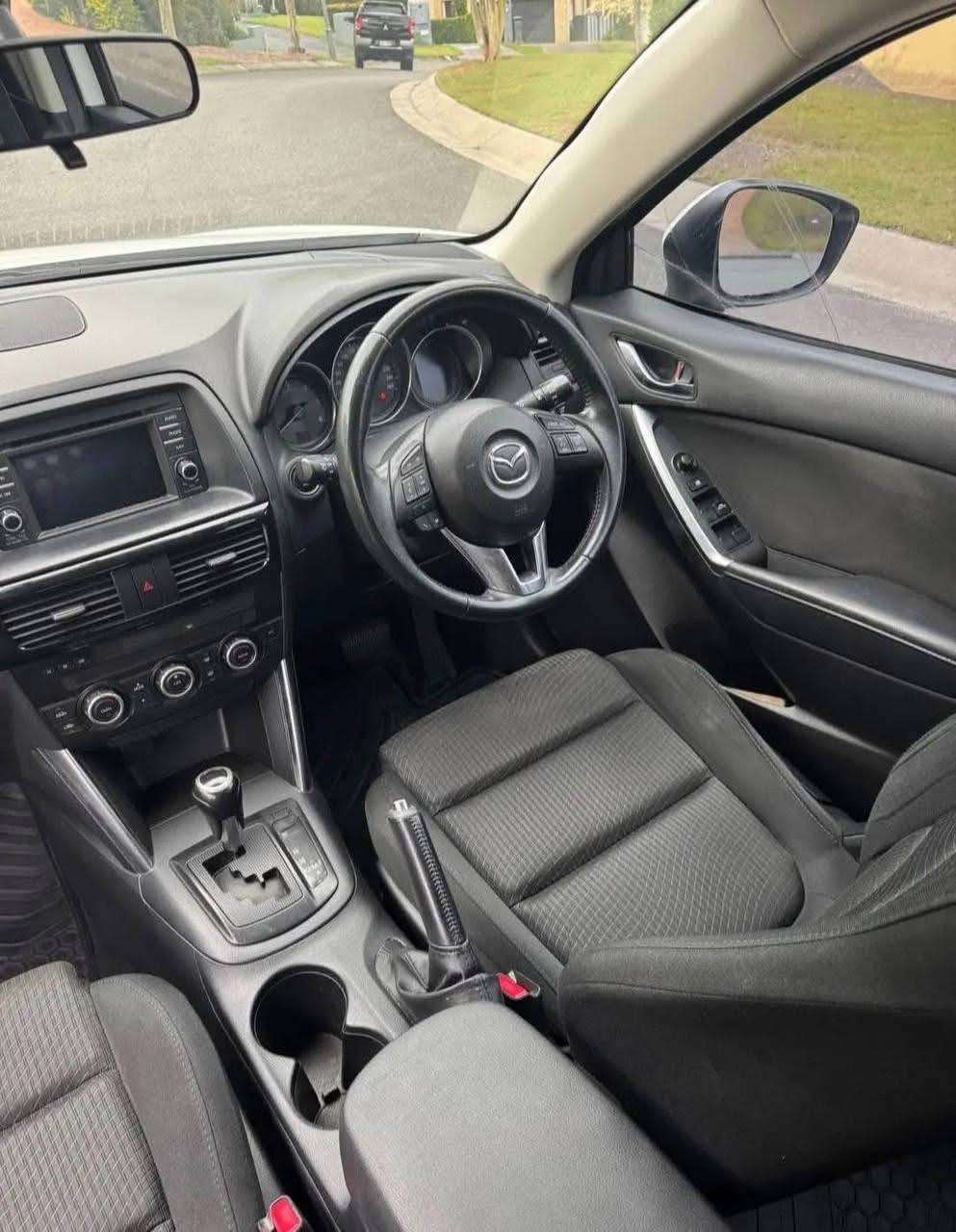 2013 Madza CX5 - Image 10