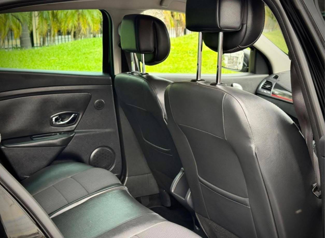 2013 Renault MEGANE III B95 MY13 GT-LINE - Image 2