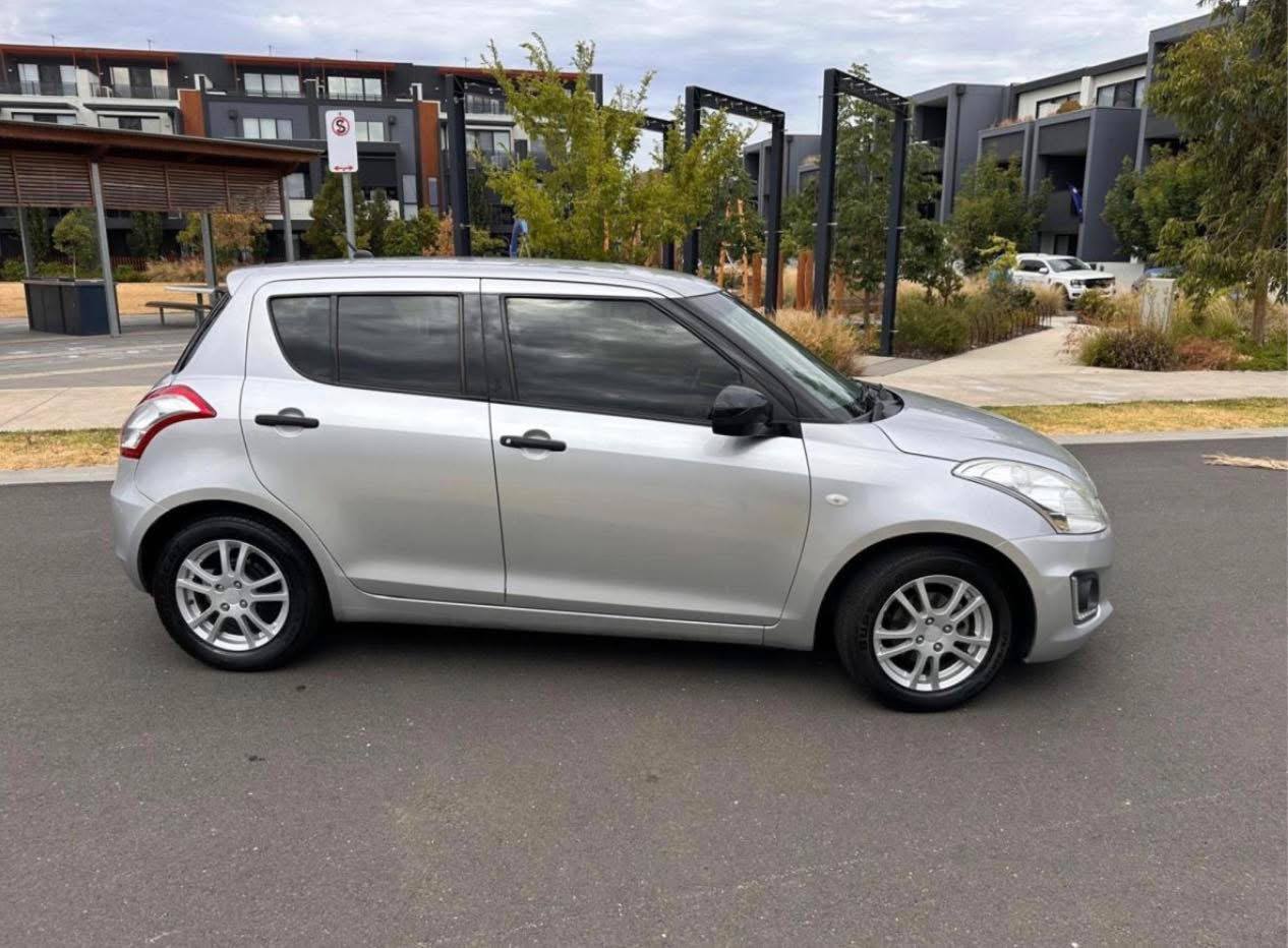 2013 Suzuki SWIFT FZ GLX - Image 3