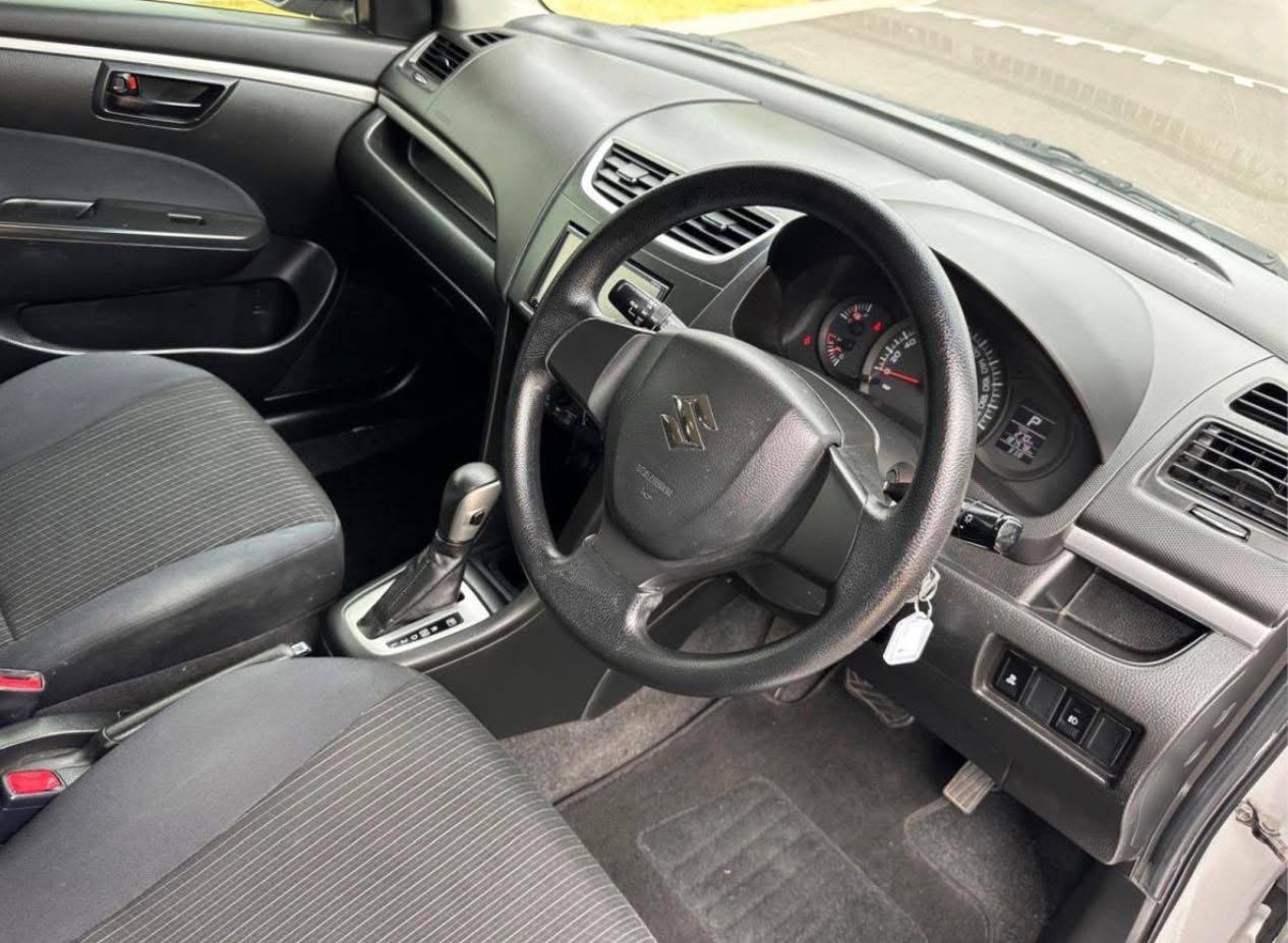 2013 Suzuki SWIFT FZ GLX - Image 6