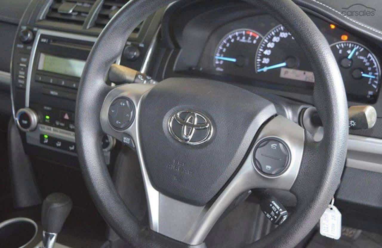 2013 TOYOTA Camry Altise - Image 8