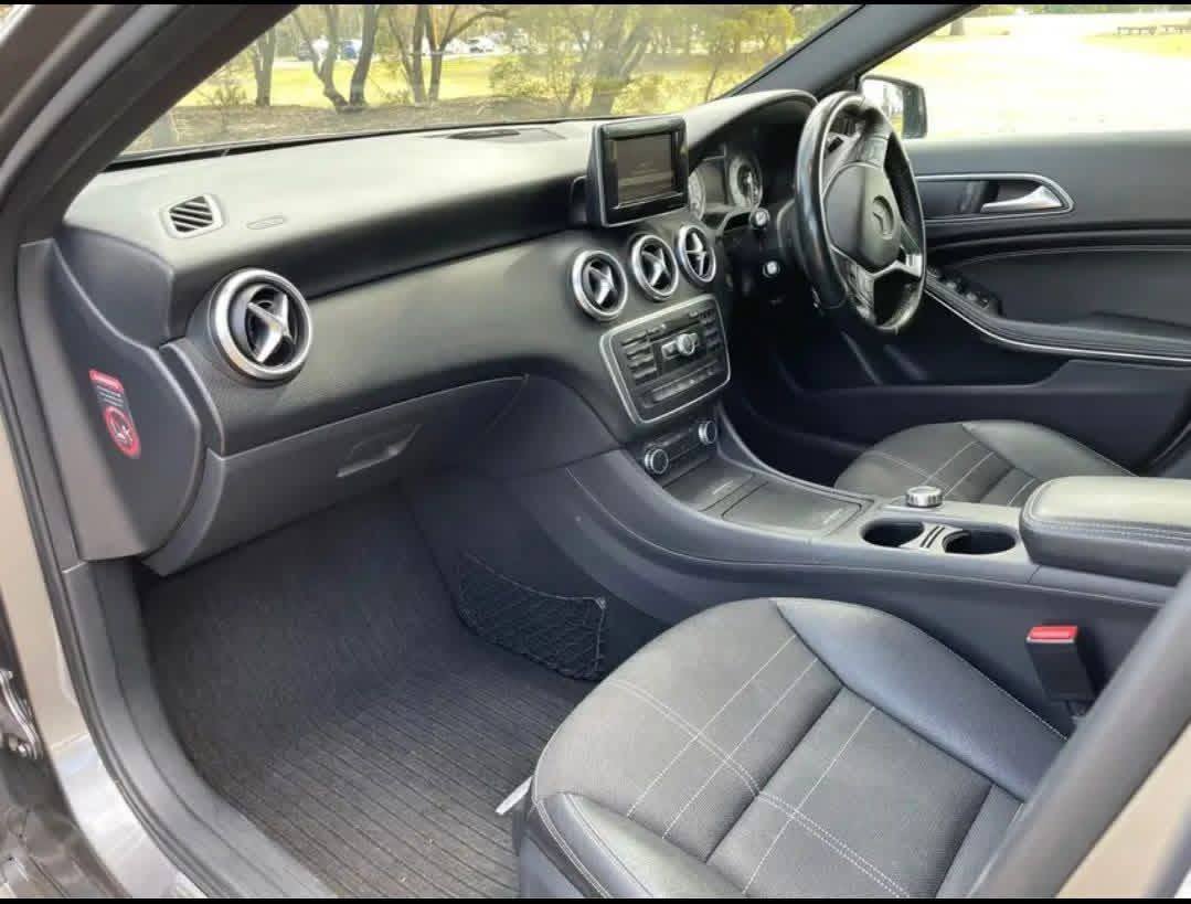 2014 MERCEDES-BENZ A200 - Image 9