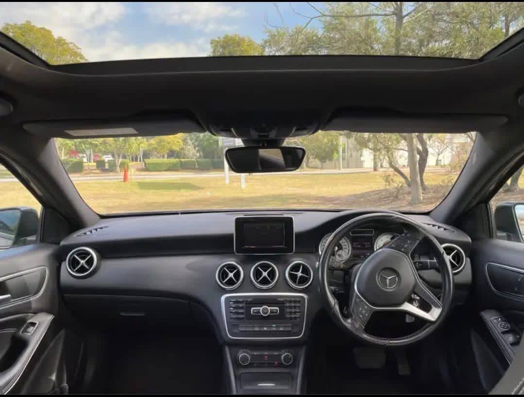 2014 MERCEDES-BENZ A200 - Image 2