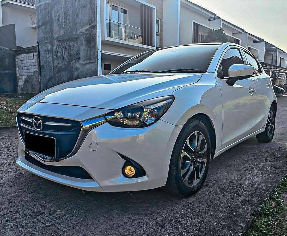 2015 Mazda 2 GT - Image 6