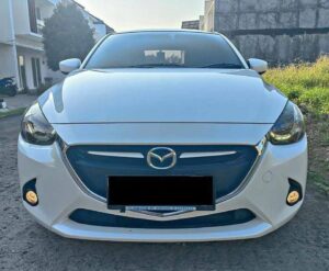 2015 Mazda 2 GT (highest type)