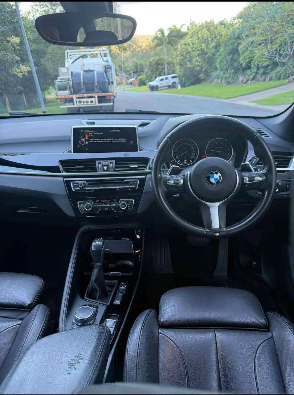 2016 BMW X1 xDrive25i - Image 4