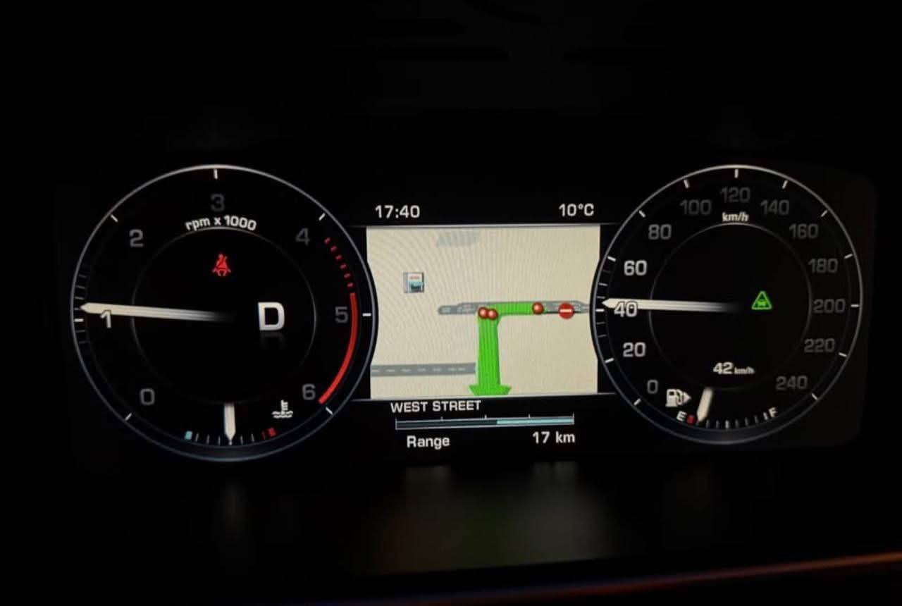 2016 Range Rover sport HSE sdv6 - Image 5