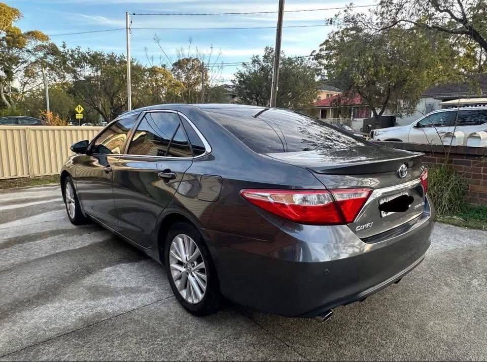 2016 Toyota Camry Atara SL - Image 7