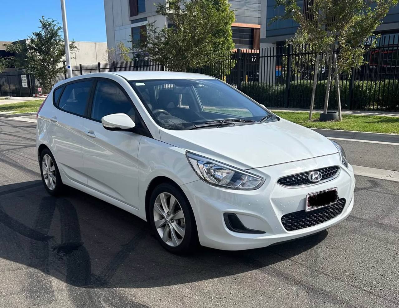 2017 Hyundai Accent - Image 2