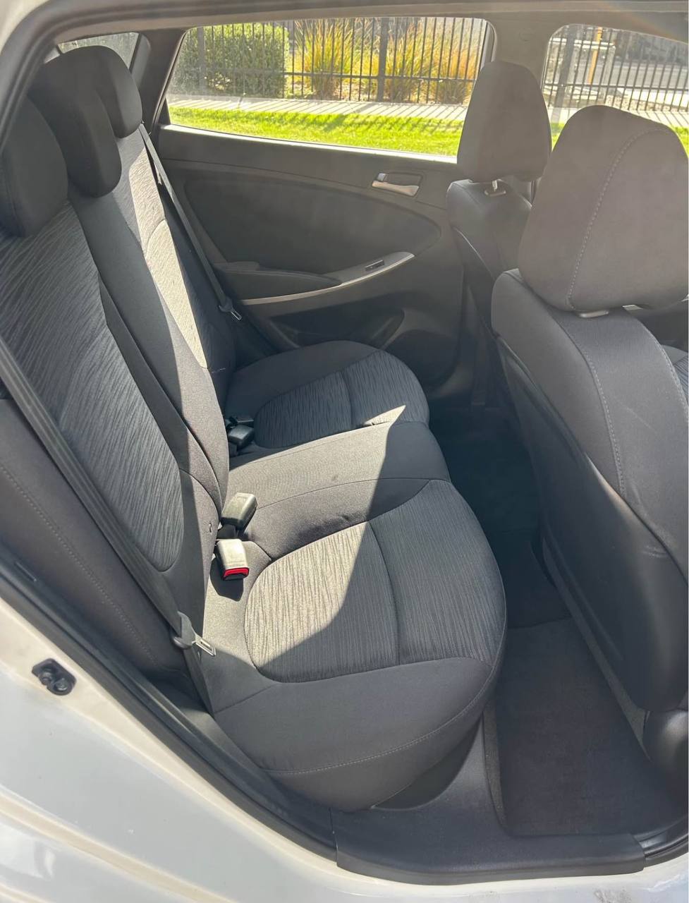 2017 Hyundai Accent - Image 10