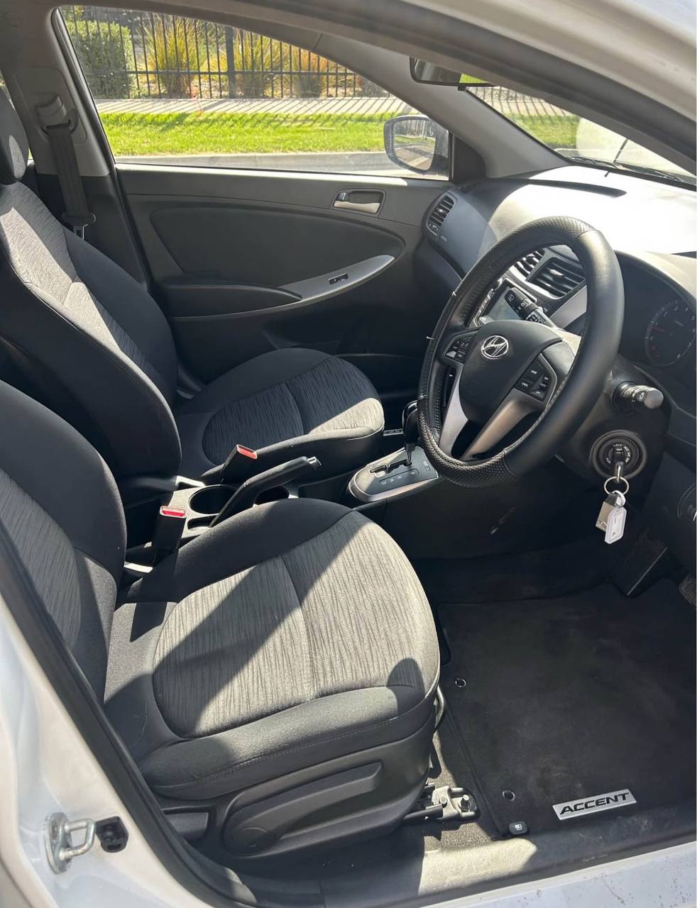2017 Hyundai Accent - Image 7