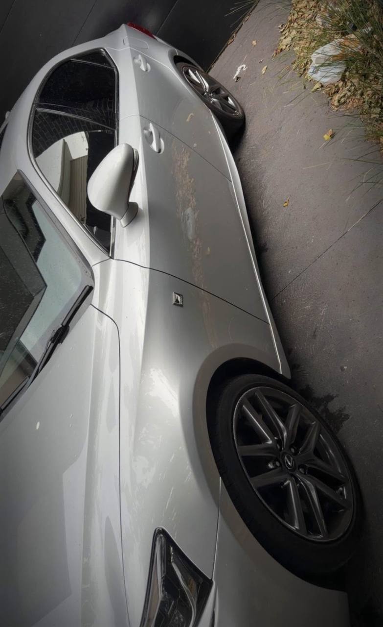 2017 Lexus IS200t F-Sport 2.0L Turbo Petrol 8-Speed - Image 5