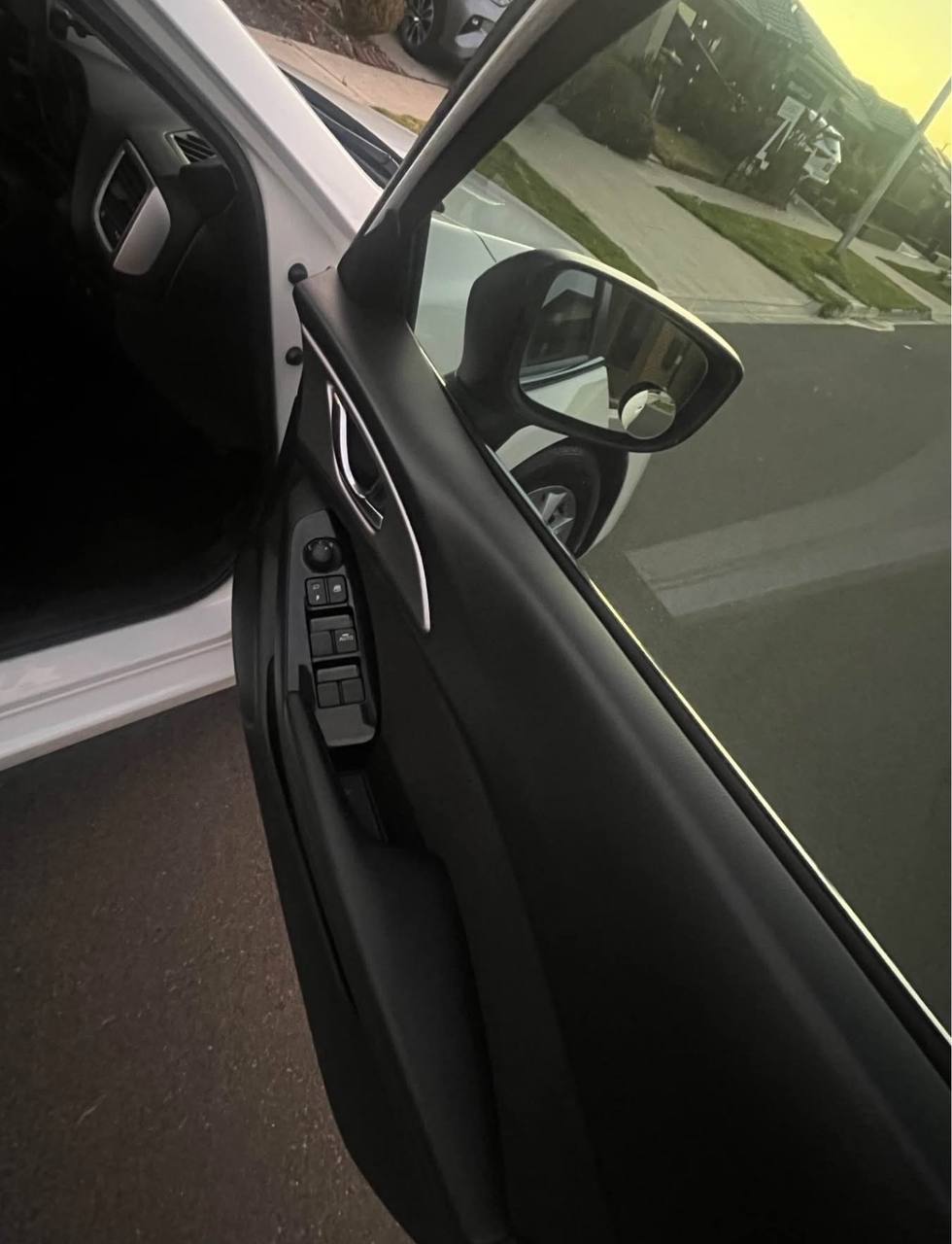 2018 Mazda 3 Maxx Sport - Image 10