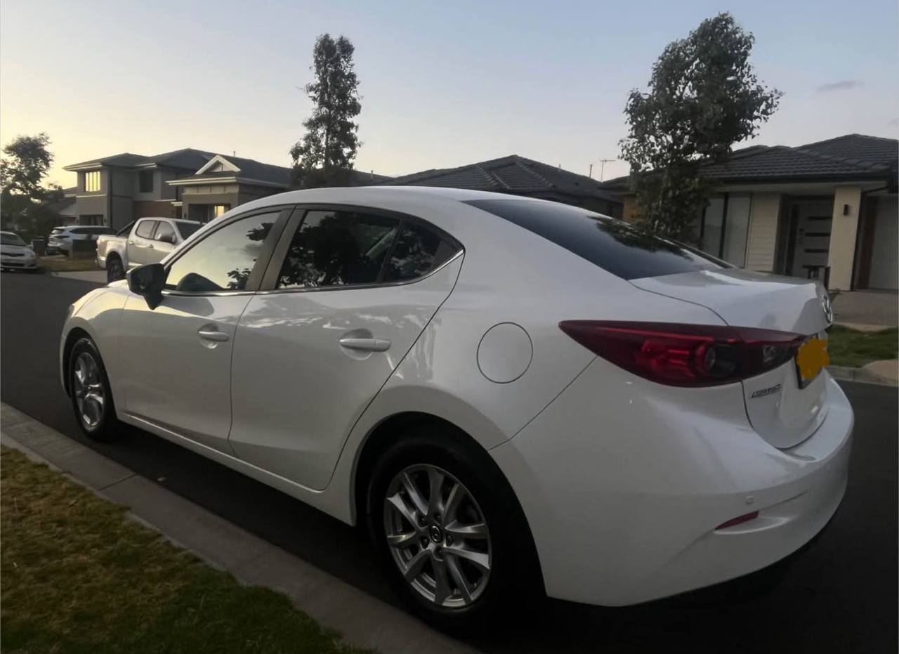 2018 Mazda 3 Maxx Sport - Image 3