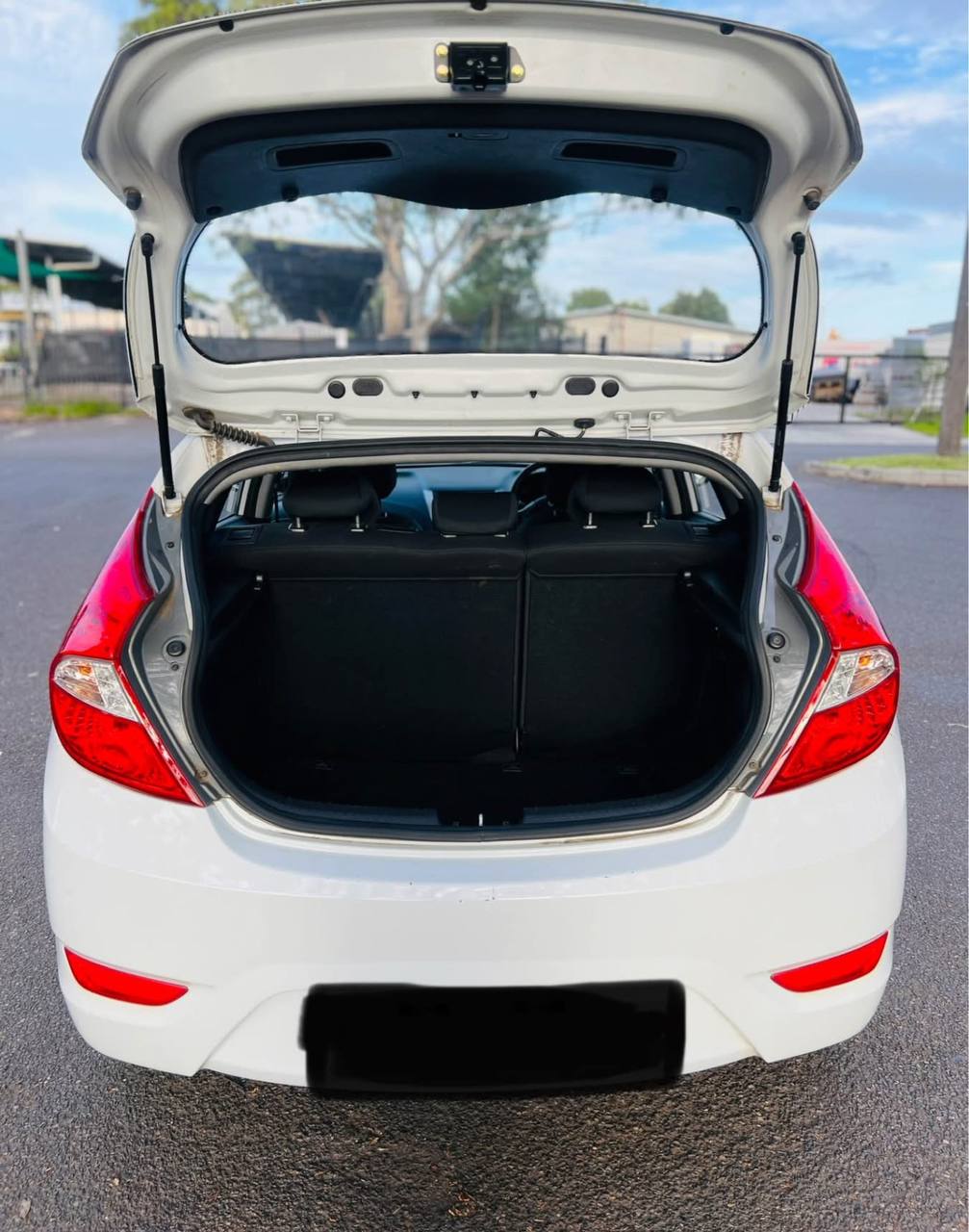 2019 Hyundai Accent - Image 7