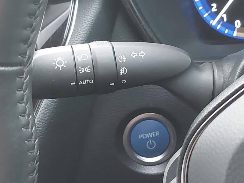 2019 Toyota Corolla 2.0 VVT-i Hybrid Excel 5dr CVT - Image 10