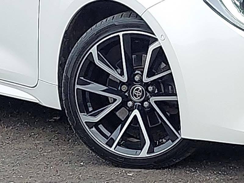2019 Toyota Corolla 2.0 VVT-i Hybrid Excel 5dr CVT - Image 3