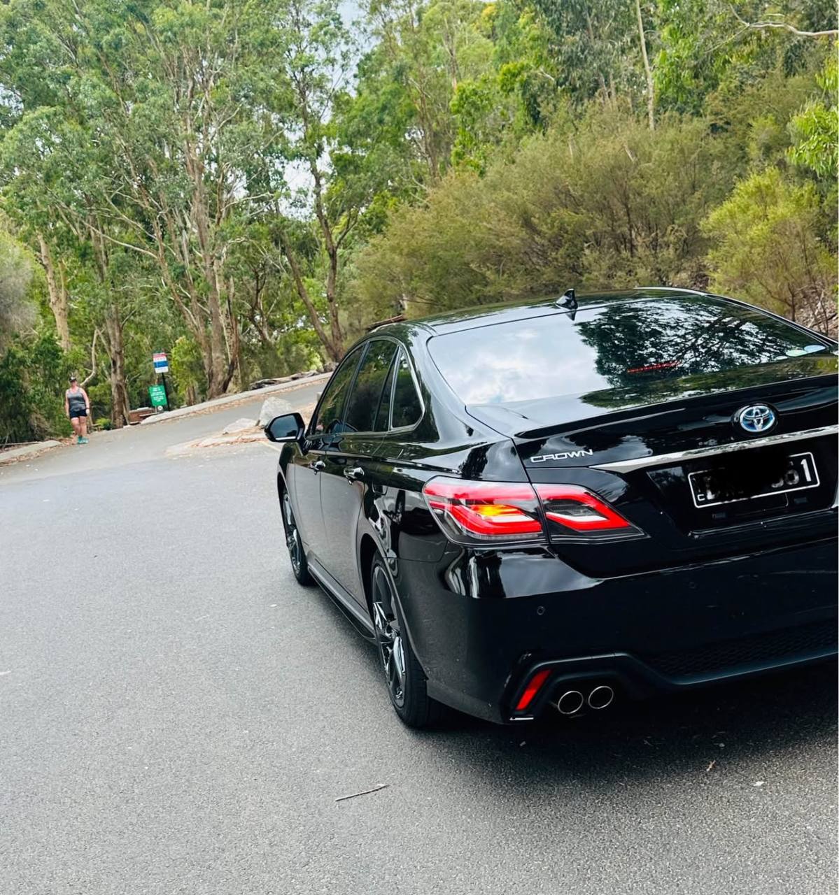 2020 Toyota Crown - Image 5