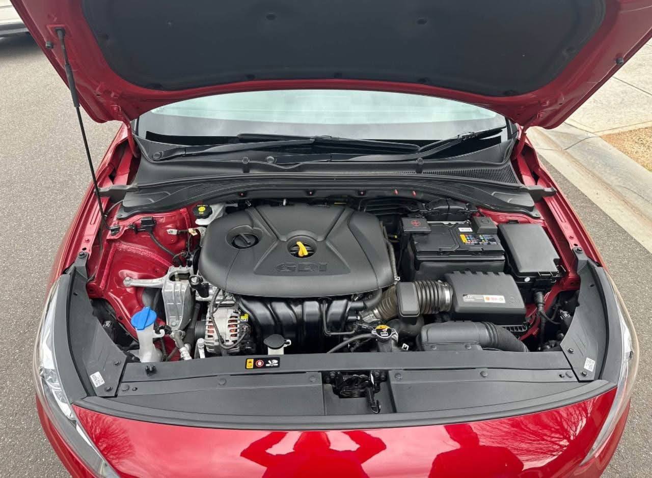 2023 Hyundai i30 - Image 8