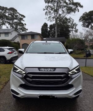 2023 ISUZU MU-X