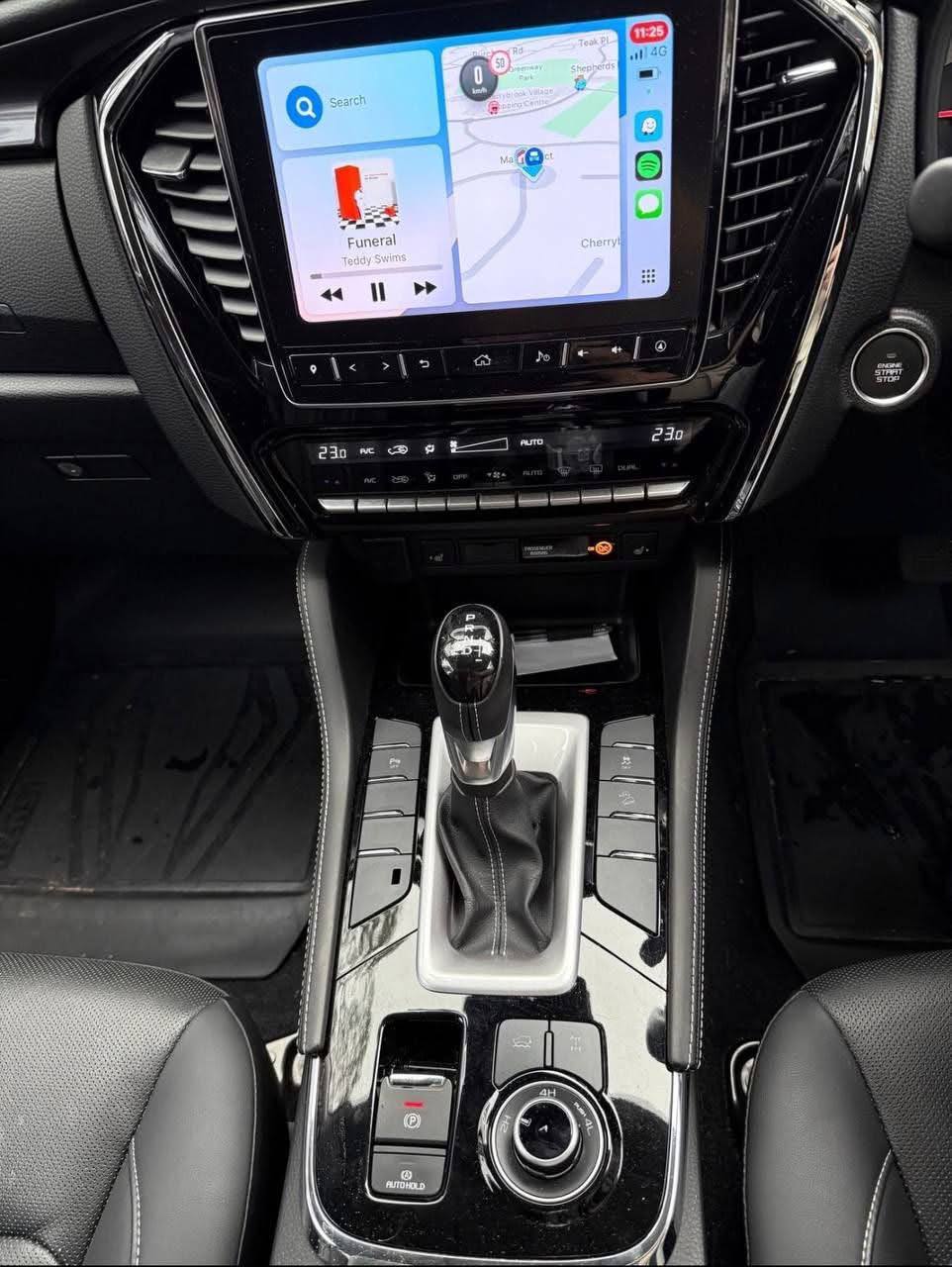 2023 ISUZU MU-X - Image 5