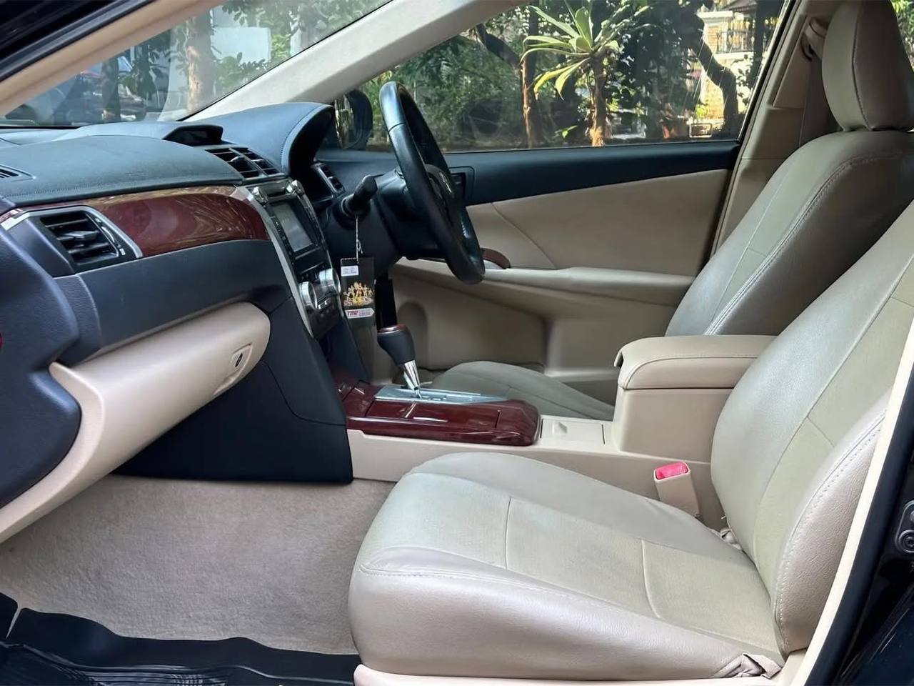 2012 Toyota Camry 2.5 G - Image 11
