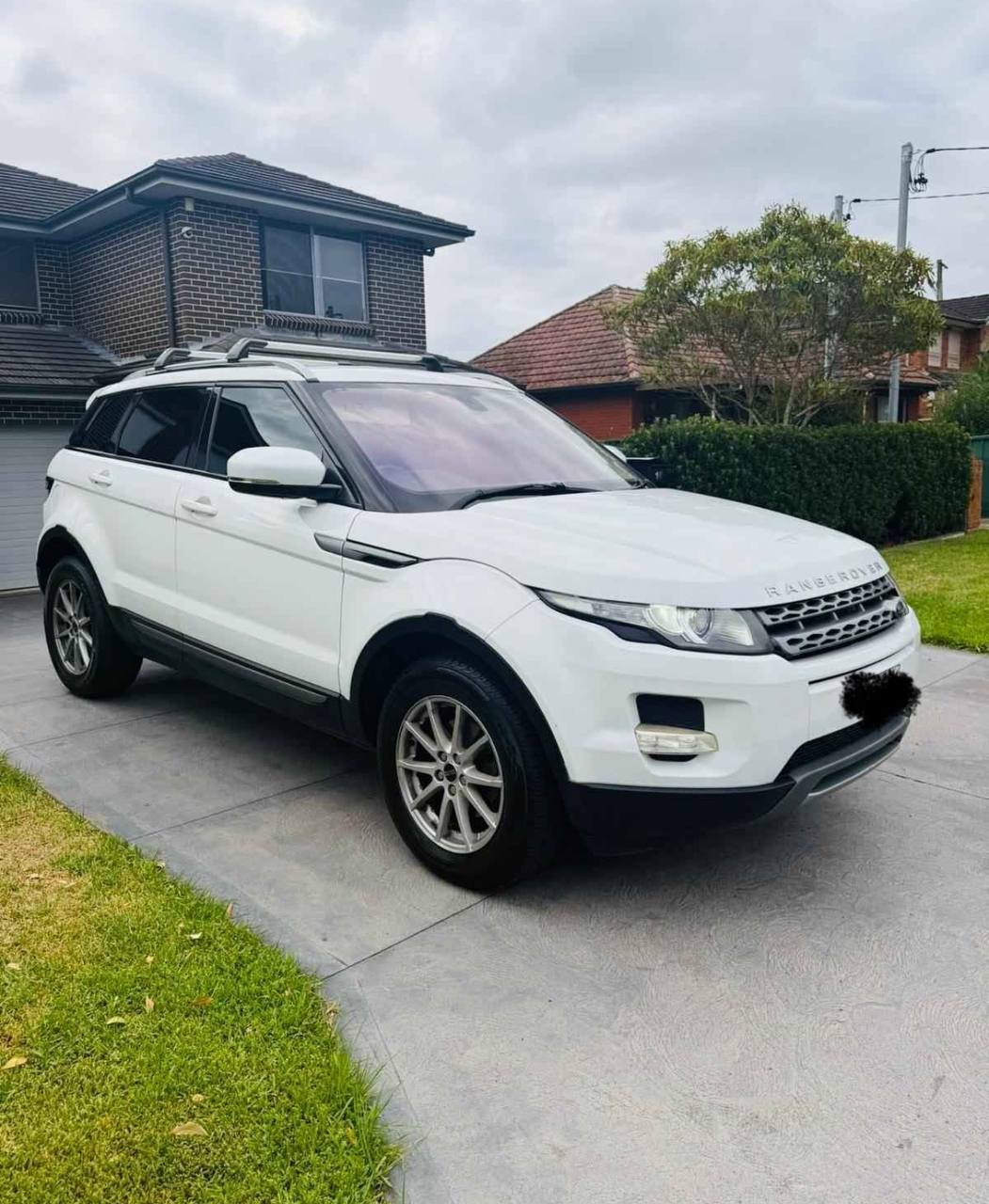 2012 Land Rover Range Rover Evoque - Image 2