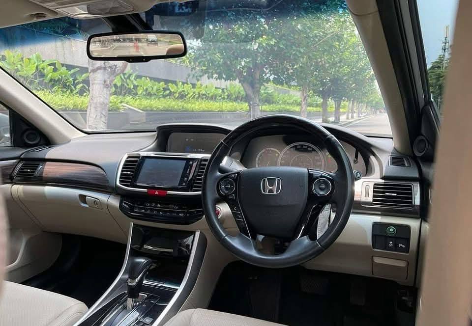 Honda Accord Cr2 2.4 Vtil 2016 - Image 7