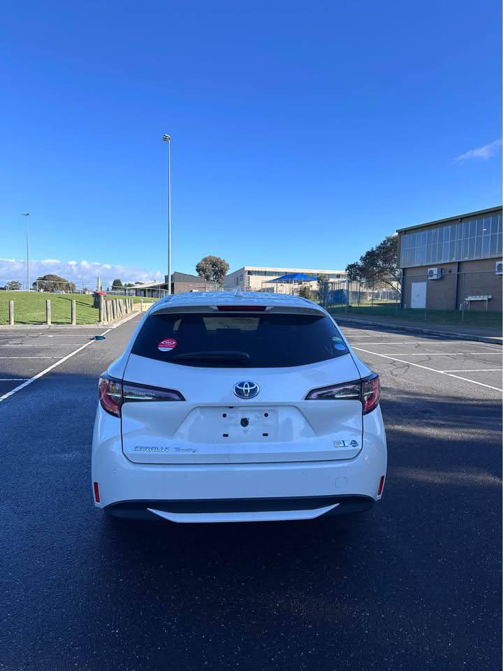 Toyota Corolla Touring Wagon Hybrid 2021 - Image 9
