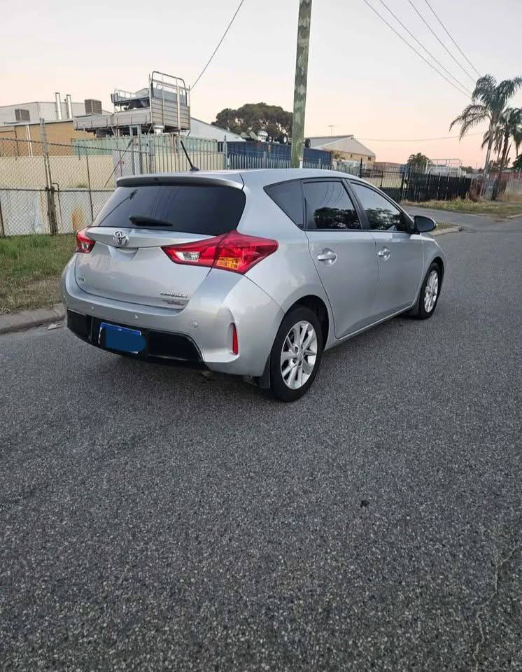 Toyota corolla Sports 2013 - Image 3